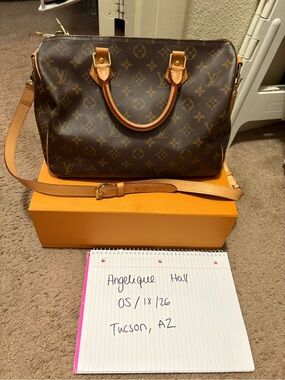 Louis Vuitton Monogram bandolier 30